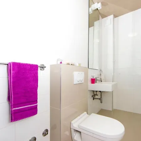 Spacious In Solin, Pool וילה סולין