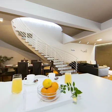 Spacious In Solin, Pool * סולין
